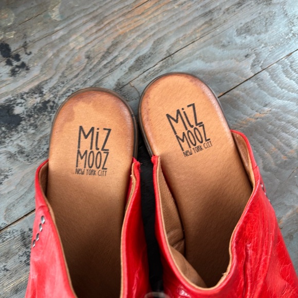 Miz Mooz Red Dandelion wide slide on sandals | 39 wide - Picture 5 of 8